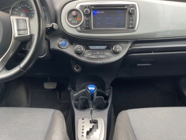 Toyota yaris hybride 100ch dynamic boite auto - suivi toyota avec factures occasion simplicicar la fleche simplicicar...