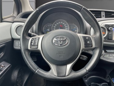 Toyota yaris hybride 100ch dynamic boite auto - suivi toyota avec factures occasion simplicicar la fleche simplicicar...