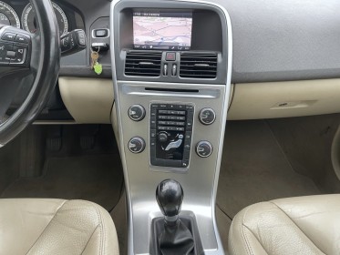 Volvo xc60 d3 163ch drive momentum bvm6 occasion simplicicar la fleche simplicicar simplicibike france