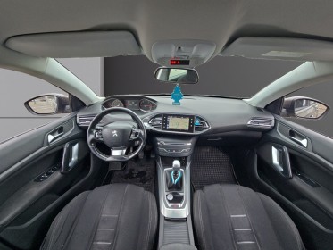 Peugeot 308 1.6 hdi 115ch. distri. moins de 40000kms - gps / clim. bi-zones / bluetooth / garantie 12 mois occasion avignon...