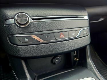 Peugeot 308 1.6 hdi 115ch. distri. moins de 40000kms - gps / clim. bi-zones / bluetooth / garantie 12 mois occasion avignon...