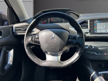 Peugeot 308 1.2 puretech 130ch ss bvm6 féline, entretiens peugeot, toit panoramique, carplays, camera de recul occasion...