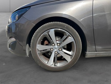 Peugeot 308 1.2 puretech 130ch ss bvm6 féline, entretiens peugeot, toit panoramique, carplays, camera de recul occasion...