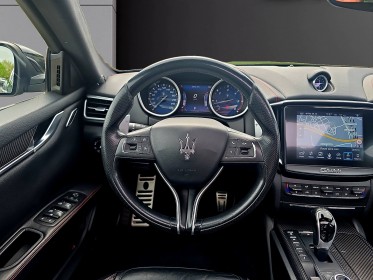 Maserati ghibli 3.0 v6 275ch suivi complet à jour maserati - toit ouvrant - caméra de recul excellent État occasion...