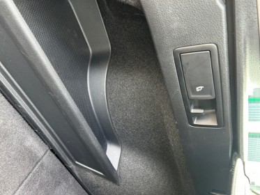 Volkswagen passat sw 1.4 tsi hybride rechargeable dsg6 gte / garantie 1an occasion  simplicicar nord isere simplicicar...