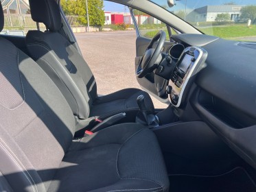 Renault clio iv business dci 90 energy eco2 82g business garantie 12 mois occasion simplicicar brest simplicicar simplicibike...