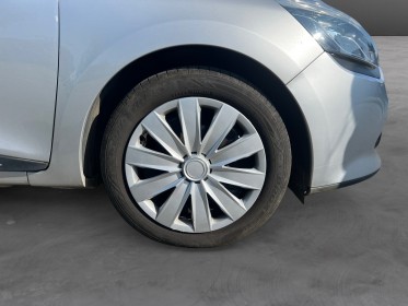 Renault clio iv business dci 90 energy eco2 82g business garantie 12 mois occasion simplicicar brest simplicicar simplicibike...