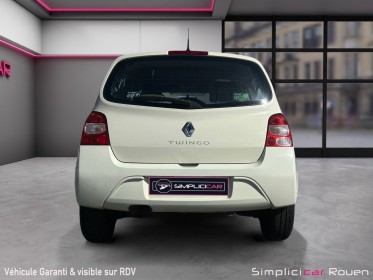 Renault twingo ii 1.2 lev 16v 75 eco2 initiale euro 5 occasion simplicicar rouen simplicicar simplicibike france