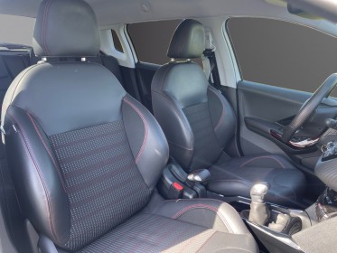 Peugeot 2008 1.6 bluehdi 100ch bvm5 gt line garantie 12mois occasion parc voitures beauvais simplicicar simplicibike france