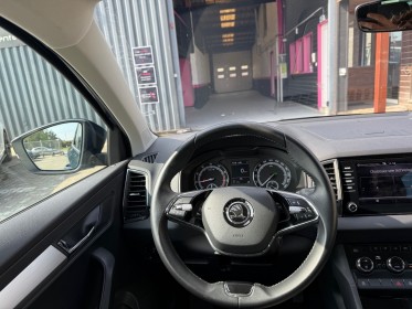 Skoda karoq 1.5 tsi 150 ch act dsg7 ambition / 1ere main /  caméra de recul / carplay / radar arrière occasion simplicicar...