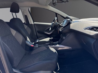 Peugeot 2008 82ch bvm5 style courroie changée / garantie peugeot occasion montpellier (34) simplicicar simplicibike france