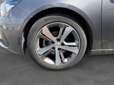 Peugeot 308 puretech 130ch ss bvm6 tech edition garantie 1 an occasion simplicicar royan simplicicar simplicibike france