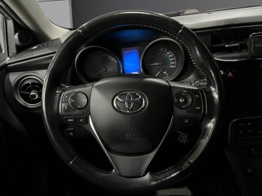Toyota auris touring sports pro rc18 hybride pro 136h design business occasion simplicicar magny-en-vexin simplicicar...
