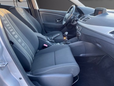 Renault megane iii berline energy eco2 bose dci 110 fap occasion avignon (84) simplicicar simplicibike france