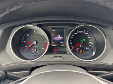 Volkswagen tiguan 2.0 tdi 150 dsg7 iq drive garantie 12 mois occasion simplicicar toulon est simplicicar simplicibike france