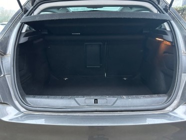 Peugeot 308 1.6 bluehdi 120ch ss bvm6 allureattache remorque - garantie 12 mois occasion simplicicar brest simplicicar...