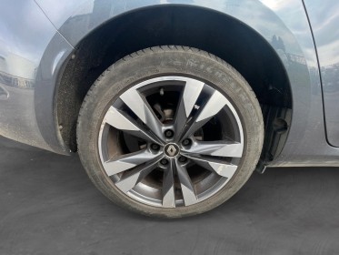 Renault megane iv estate dci 110 energy edc intens occasion simplicicar meaux simplicicar simplicibike france