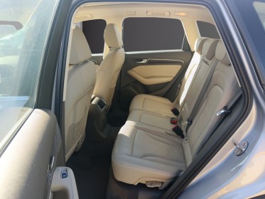 Audi q5 2.0 tdi 190 s tronic 7 quattro finition avus / toit ouvrant / caméra de recul / sièges electriques occasion...