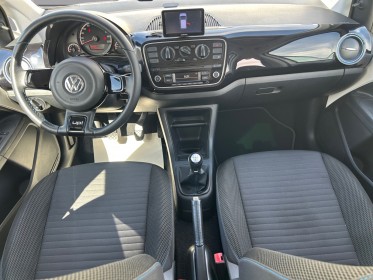 Volkswagen up up 1.0 60 up! série cup occasion simplicicar beaune simplicicar simplicibike france