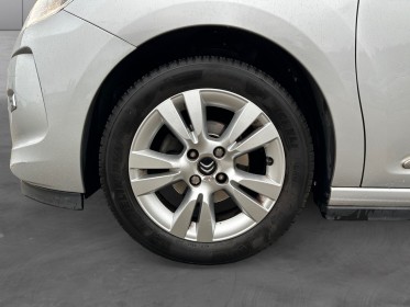 Citroen ds3 vti 120 airdream so chic garantie 6 mois - int cuir - siege chauffant - gps - bluetooth - occasion simplicicar...