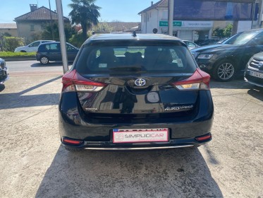Toyota auris business hybride 136h tendance business occasion simplicicar livry gargan simplicicar simplicibike france