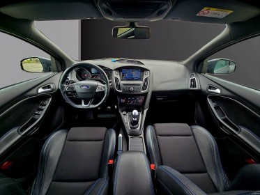 Ford focus rs 350ch. État neuf - suivi d'entretien complet - vendu avec une révision ford occasion avignon (84) simplicicar...