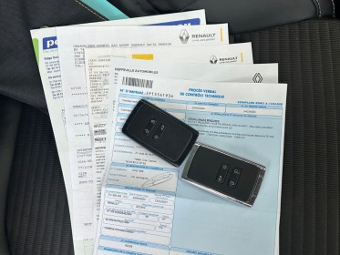 Renault grand scenic iv tce 130 intens 5pl / carplay / caméra / sièges chauffant / toit pano occasion simplicicar veauche...