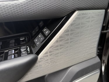 Land rover range rover velar 2.0 sd4 240 ch 4wd r-dynamic toit ouvrant, sièges electriques, entretien range, garantie 12...