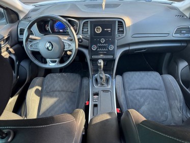 Renault megane iv berline 1.3 tce 115  limited occasion simplicicar lille  simplicicar simplicibike france