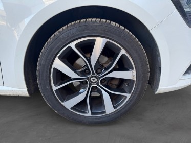 Renault megane iv berline 1.3 tce 115  limited occasion simplicicar lille  simplicicar simplicibike france
