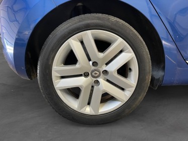 Renault clio v blue dci 85 zen occasion simplicicar saint-jean simplicicar simplicibike france