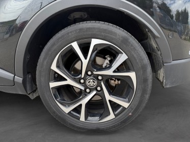 Toyota c-hr hybride my20 2.0l edition // full black / gps / siges et volants chauffants / carplay / garantie 12 mois occasion...