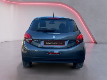 Peugeot 208 110ch eat6 feline camera de recul/ carplay/ toit panoramique--- occasion simplicicar orgeval  simplicicar...