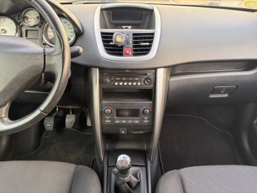 Peugeot 207 1.4e 16v 90ch trendy occasion simplicicar orgeval  simplicicar simplicibike france
