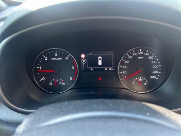 Kia sportage 1.7 crdi 141 isg 4x2 dct7 gt line - premiere main - garantie 1 an occasion  simplicicar nord isere simplicicar...
