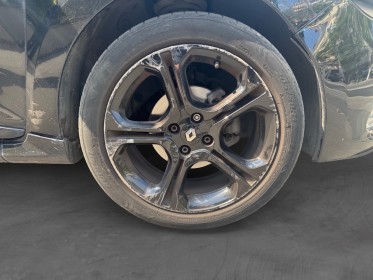 Renault clio iv tce 120 gt edc/rs drive/palettes volant/ radar de recul occasion paris 17ème (75)(porte maillot) simplicicar...