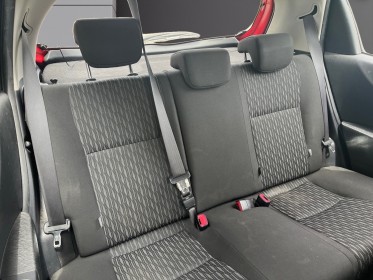 Toyota yaris 69 vvt-i active occasion simplicicar la ciotat simplicicar simplicibike france