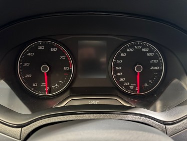 Seat arona 1.0 ecotsi 95 ch start/stop bvm5 style garantie 12 mois occasion simplicicar saint-jean simplicicar simplicibike...