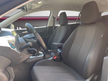 Peugeot 308 110ch ss bvm6 style camÉra de recul - carplay - garantie 12 mois occasion paris 17ème (75)(porte maillot)...