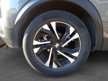 Peugeot 2008 puretech 130 ss eat8 gt line entretien peugeot toit ouvrant caméra de recul attelage garantie 12 mois occasion...