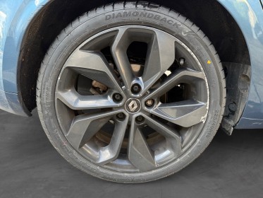 Renault megane iv berline tce 140 edc fap gt-line exclusive sièges chauffants caméra de recul carplay garantie 12 mois...