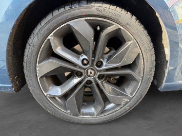 Renault megane iv berline tce 140 edc fap gt-line exclusive sièges chauffants caméra de recul carplay garantie 12 mois...