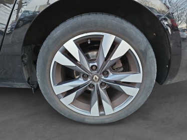 Renault megane iv estate 1,7 dci 150 edc intens  / toit ouvrant occasion osny simplicicar simplicibike france