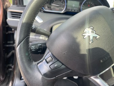 Peugeot 208 1.6 e-hdi 115ch fap bvm6 féline occasion simplicicar meaux simplicicar simplicibike france
