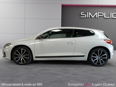 Volkswagen scirocco 2.0 tdi 150 dsg6 carat / garantie 12 mois occasion simplicicar lyon ouest simplicicar simplicibike france