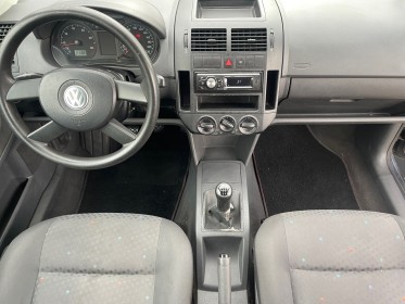 Volkswagen polo 1.2 - 65 trend / moteur a chaine / climatisation / bluetooth occasion simplicicar salon de provence...
