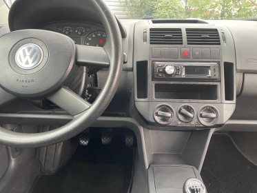 Volkswagen polo 1.2 - 65 trend / moteur a chaine / climatisation / bluetooth occasion simplicicar salon de provence...