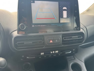 Citroen berlingo shine taille m bluehdi 100 ch carplay/camera de recul occasion simplicicar orgeval  simplicicar simplicibike...