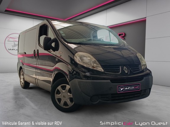 Renault trafic plancher cabine hc 2.0 dci 115  frigo garantie 12 mois occasion simplicicar lyon ouest simplicicar...