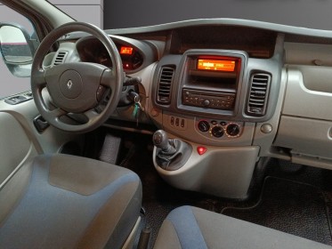 Renault trafic plancher cabine hc 2.0 dci 115  frigo garantie 12 mois occasion simplicicar lyon ouest simplicicar...